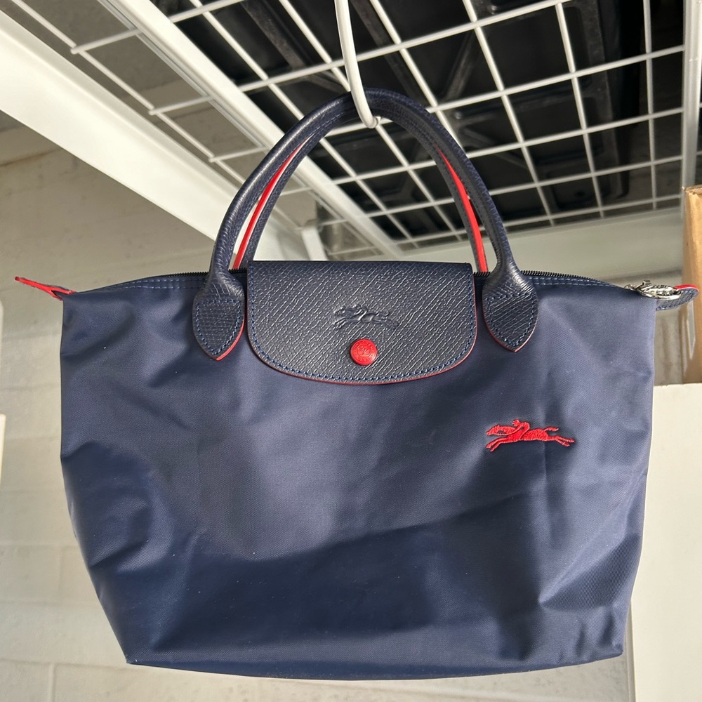 Longchamp Small Le Pliage Club - Short Top Handle in Navy